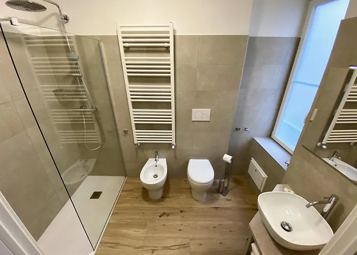 Five Flowers 4* Triest